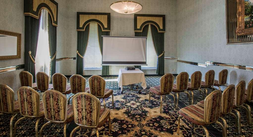 Garden Place Hotel Buffalo Konforlar fotoğraf